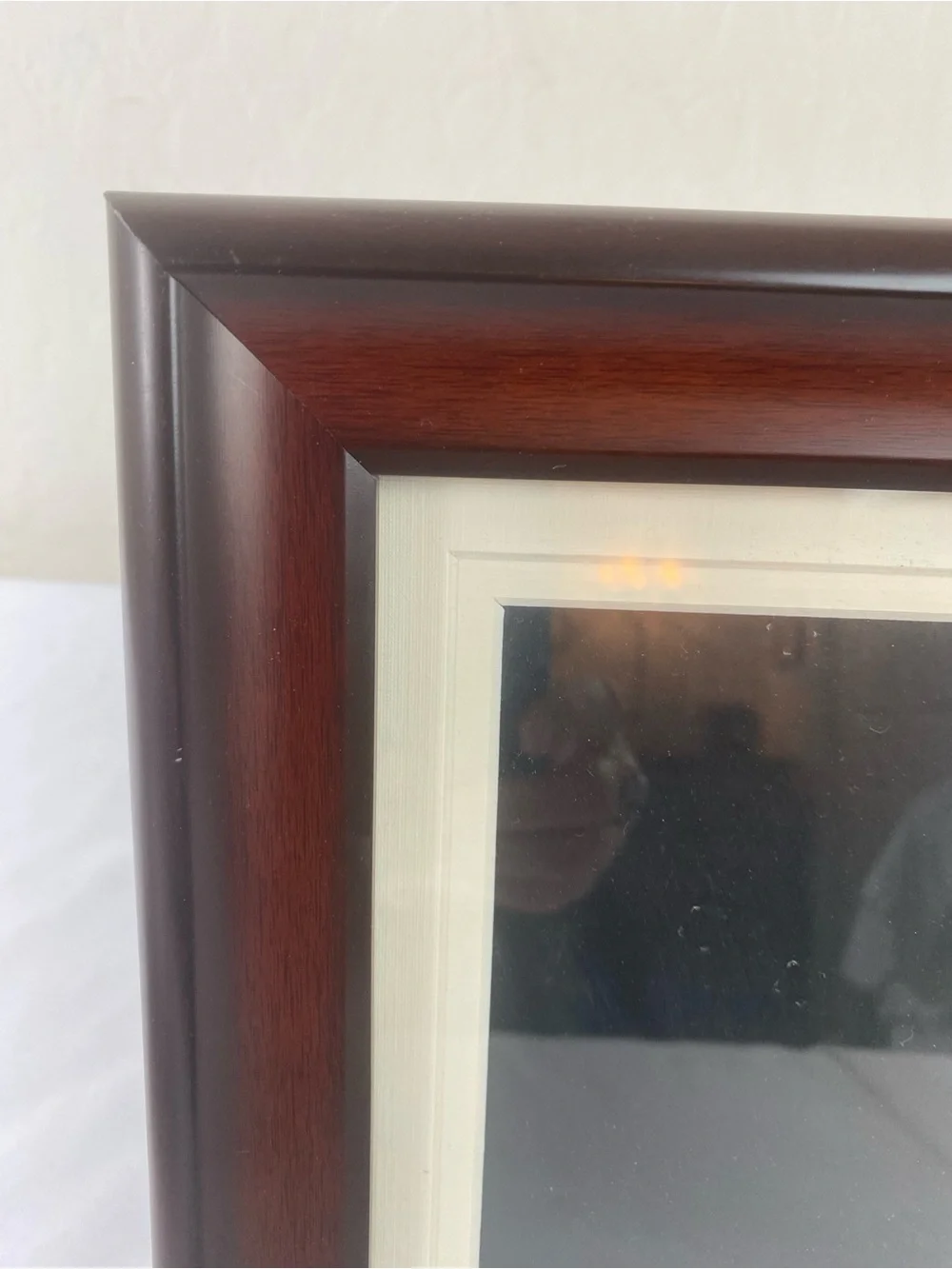 Mahogany Solid Wood Picture Frame with Cream Mat 4x6
